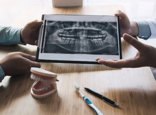 Birmingham’s Top Oral Surgery & Implants Center  | Maniscalco - home-3